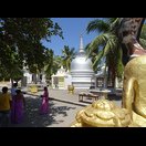 Die Stupa des buddhistischen Tempels auf Nainativu